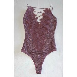 Lilac Lace Bodysuit Women's XS By Chocolate‎ USA Stretch